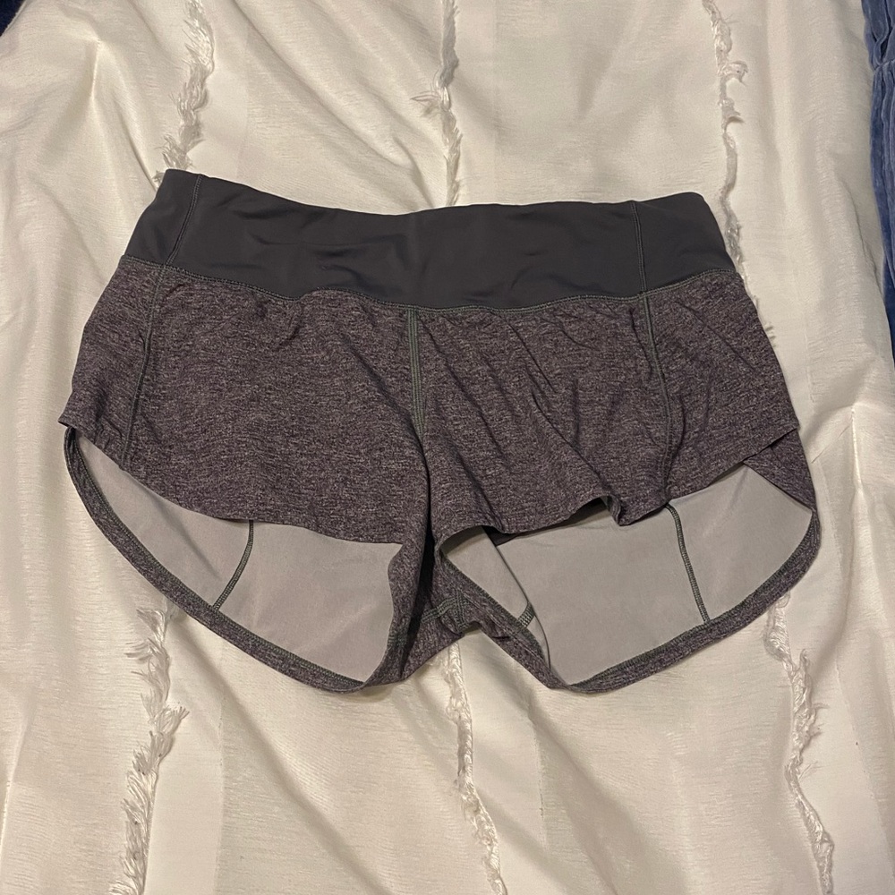 Lululemon Speed Up Low-Rise Lined short 2.5”